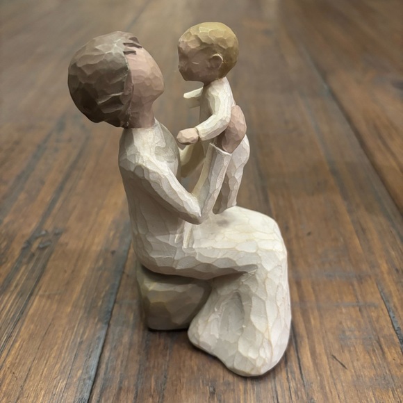 Willow Tree Grandfather and Grandmother figurine set - Picture 3 of 16